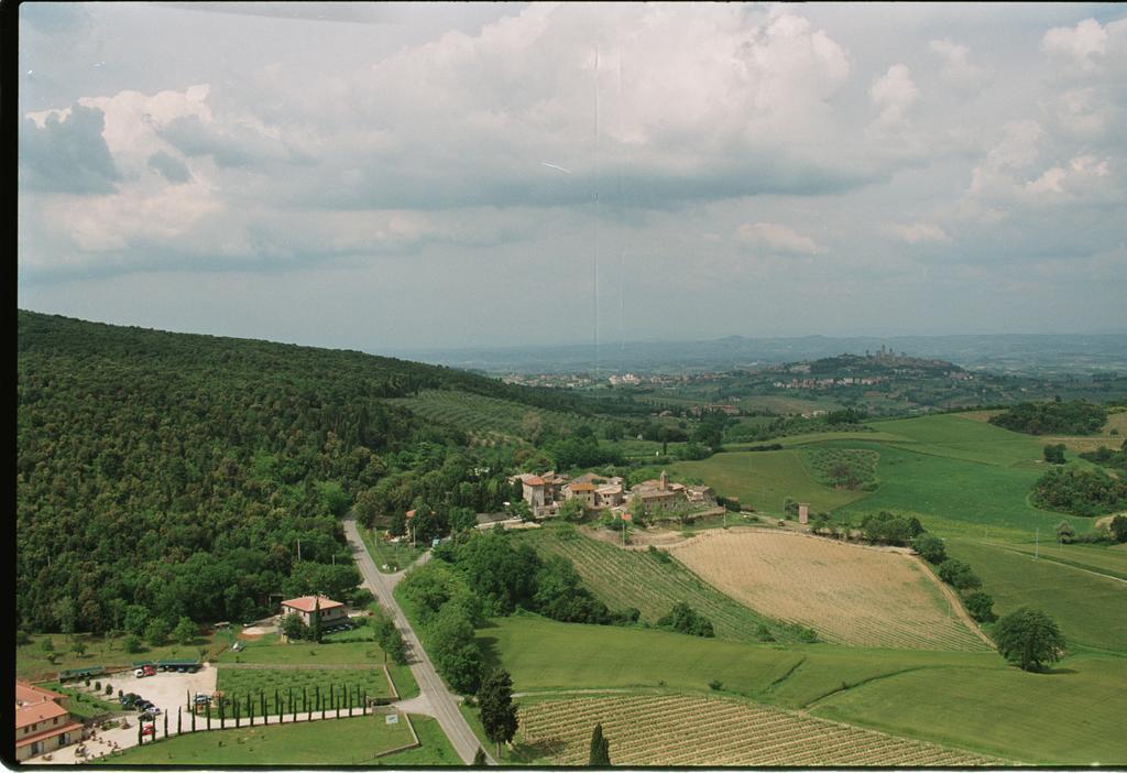 Вилла Fattoria San Donato Сан-Джиминьяно Экстерьер фото